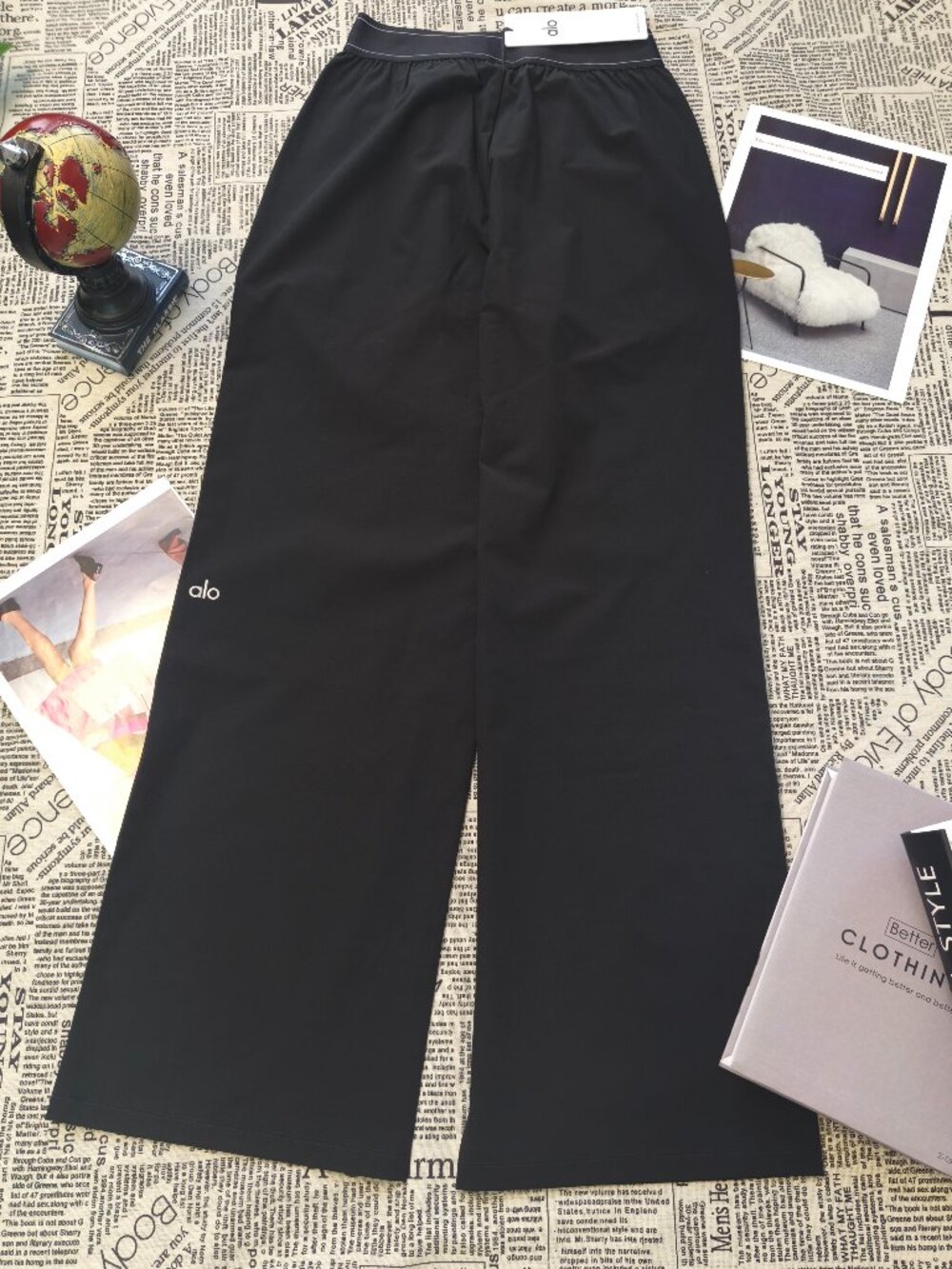 NWT Black ALO Yoga High Waist Suit Up Trouser (Regular 30-inch inseam)💖 - Picture 4 of 7